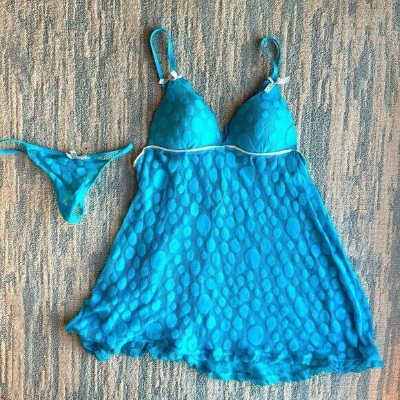 Per Lei Blue Polka-Dot Babydoll Lingerie with Matching Thong Panties - Picture 1 of 4